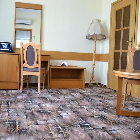 Bed and Breakfast Karat Варшава Екстер'єр фото