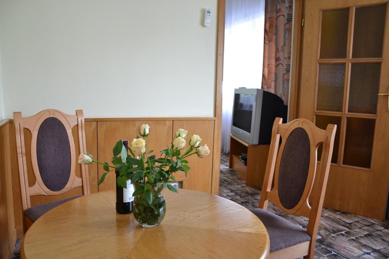 Bed and Breakfast Karat Варшава Екстер'єр фото