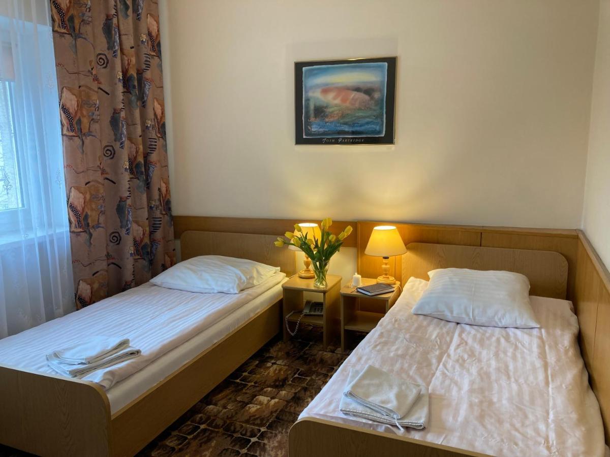 Bed and Breakfast Karat Варшава Екстер'єр фото
