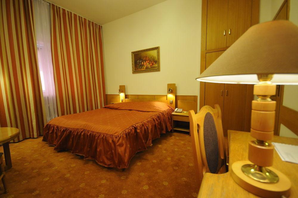 Bed and Breakfast Karat Варшава Екстер'єр фото